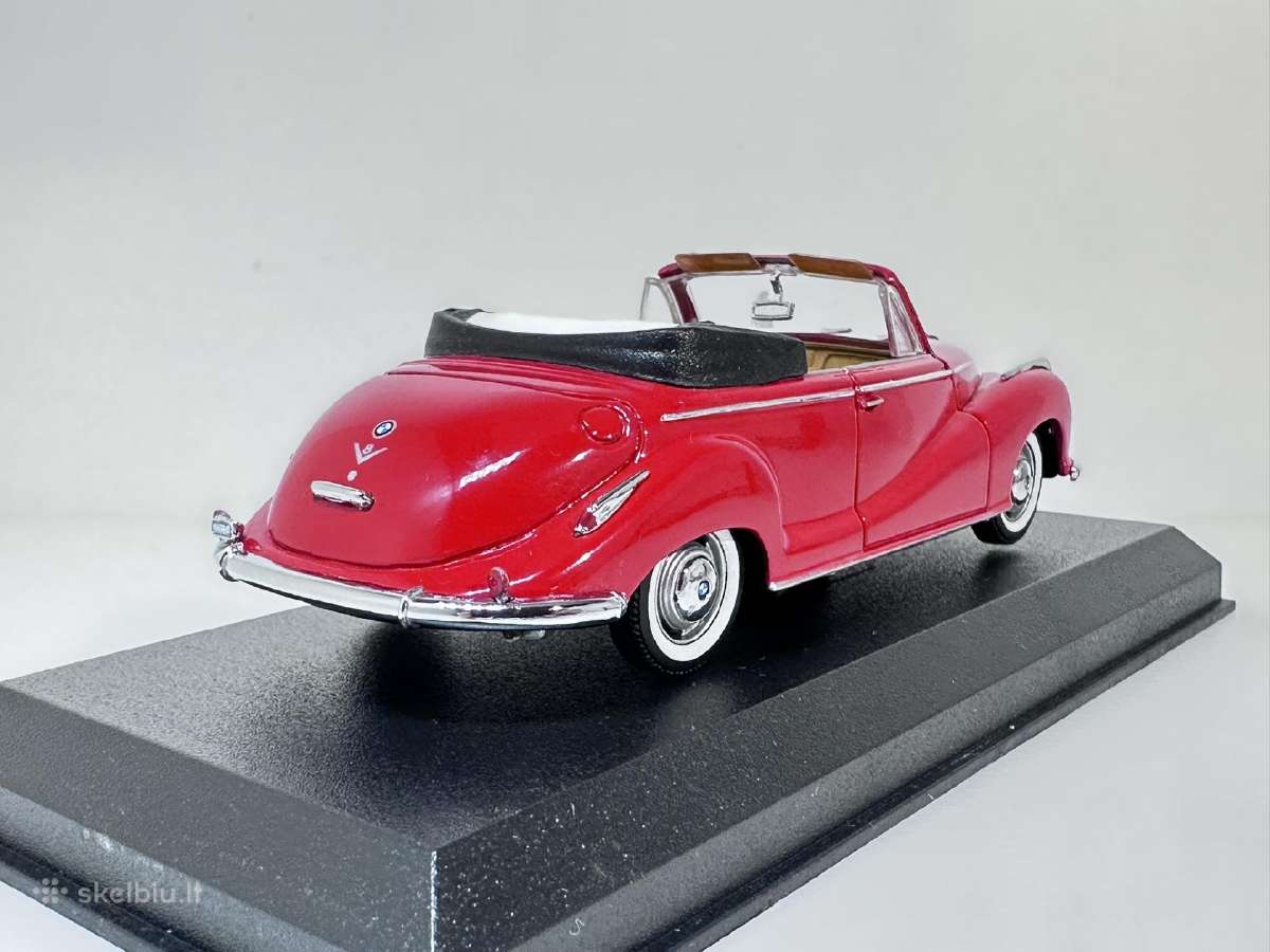Bmw 502 Cabrio raudona 1:43 Revell Detail Cars - nuotraukos Nr. 5