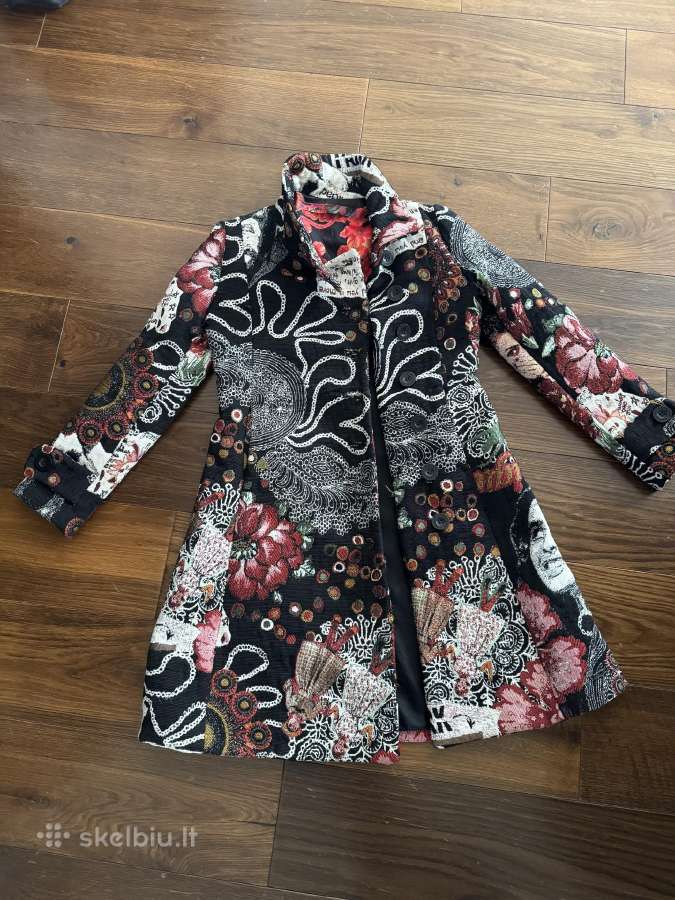 Desigual paltukas
