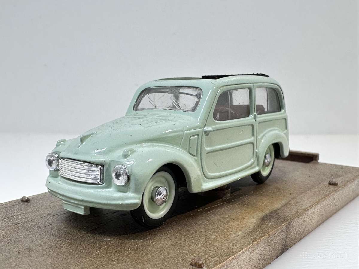 Fiat 500c Belvedere 1951-1955 žalia 1:43 Brumm - nuotraukos Nr. 3