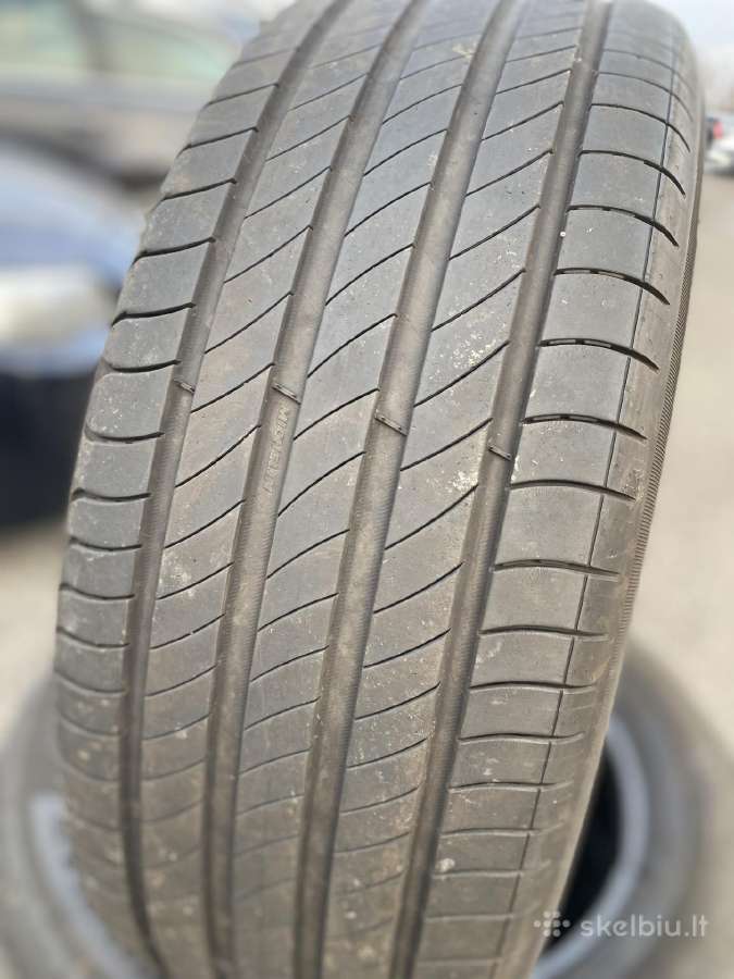 225/55r18 Michelin
