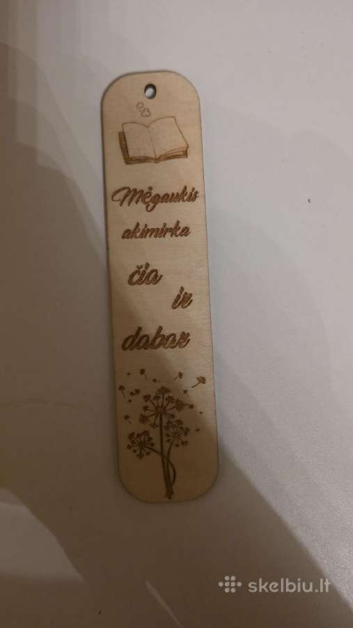 Medinis skirtukas knygai