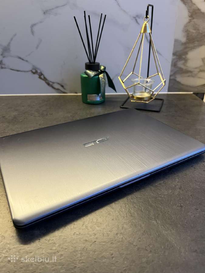 Asus Vivobook E406ma