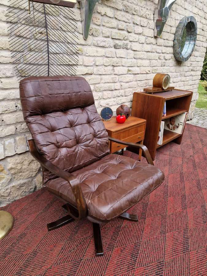 Vintažinis mid century modern odinis fotelis - nuotraukos Nr. 9