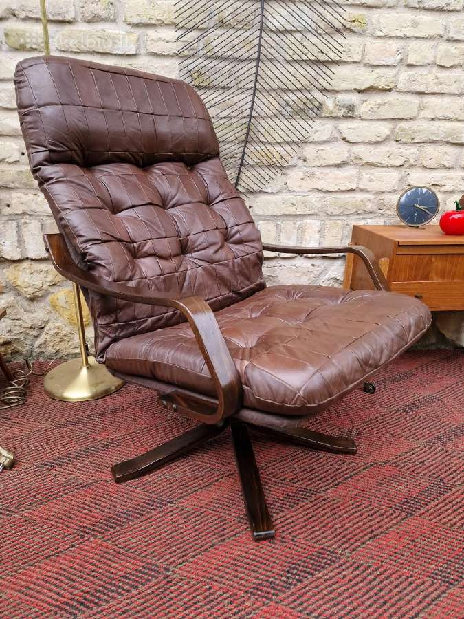 Vintažinis mid century modern odinis fotelis - nuotraukos Nr. 18