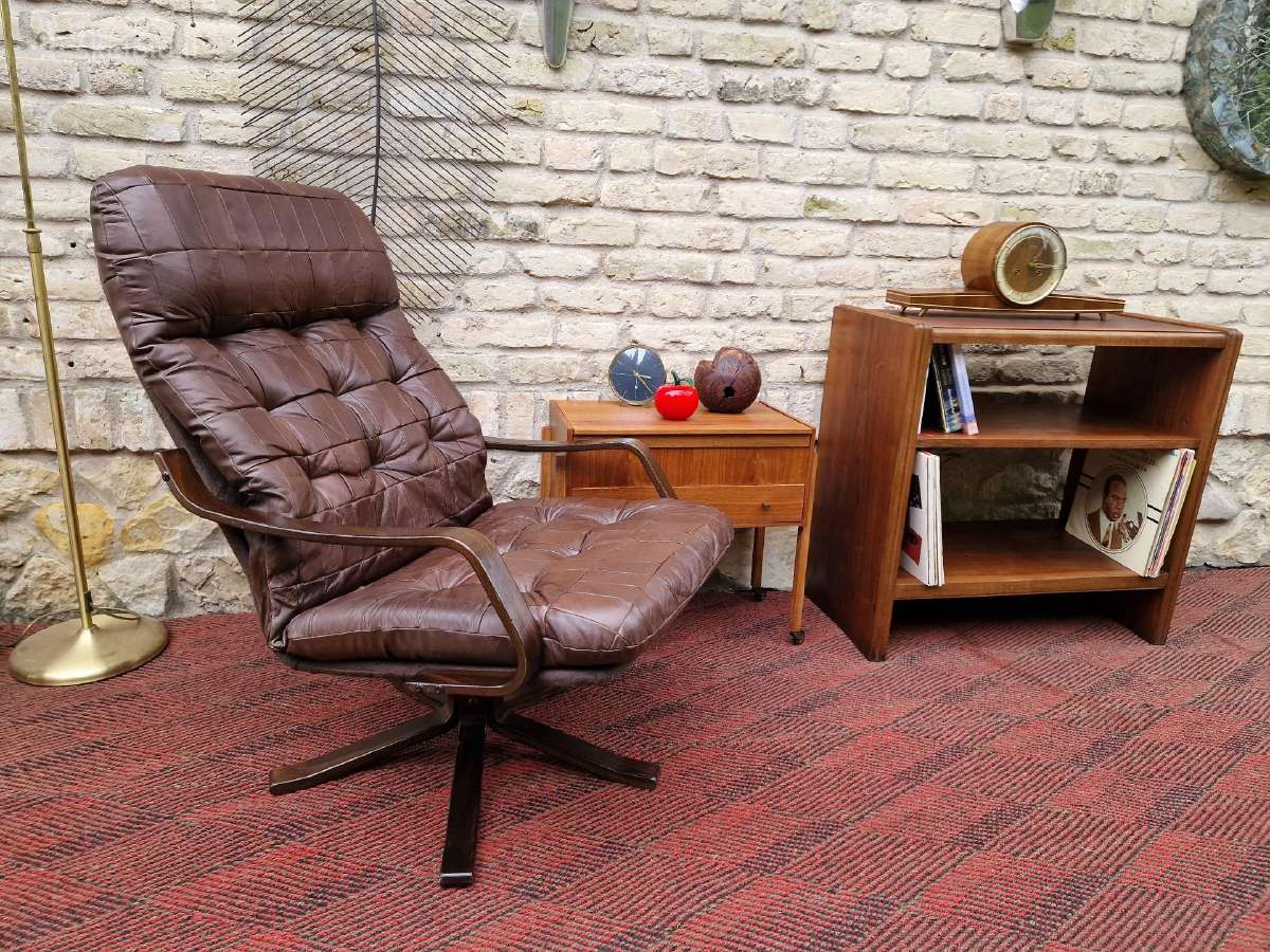 Vintažinis mid century modern odinis fotelis - nuotraukos Nr. 27