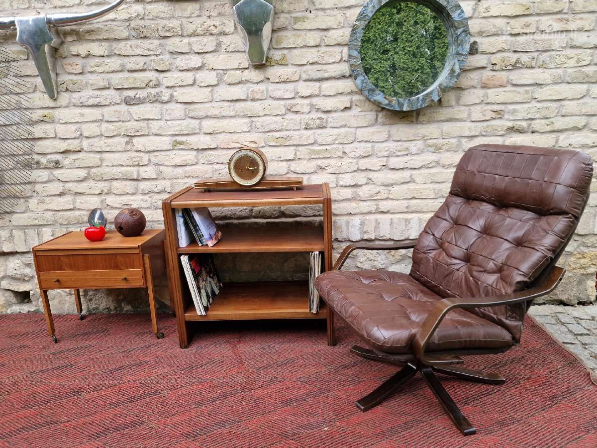 Vintažinis mid century modern odinis fotelis - nuotraukos Nr. 30