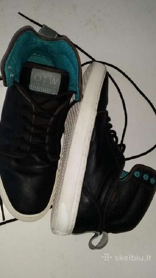 Odiniai Vans kedai