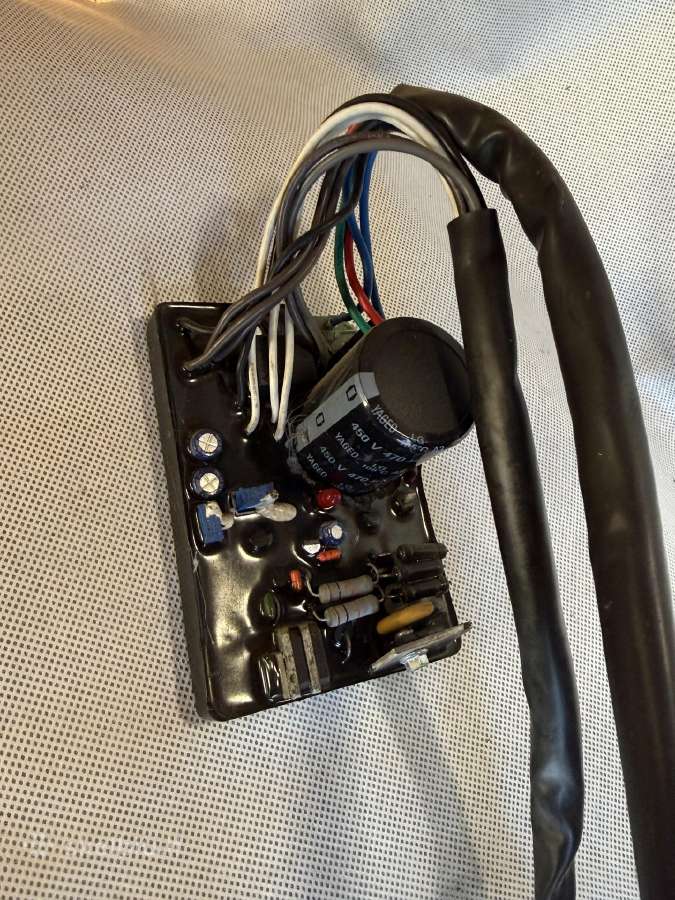 Elektroninis galios valdymo modulis (plokštė)