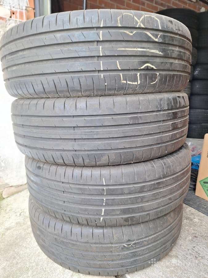 R17 215/65 Goodyear