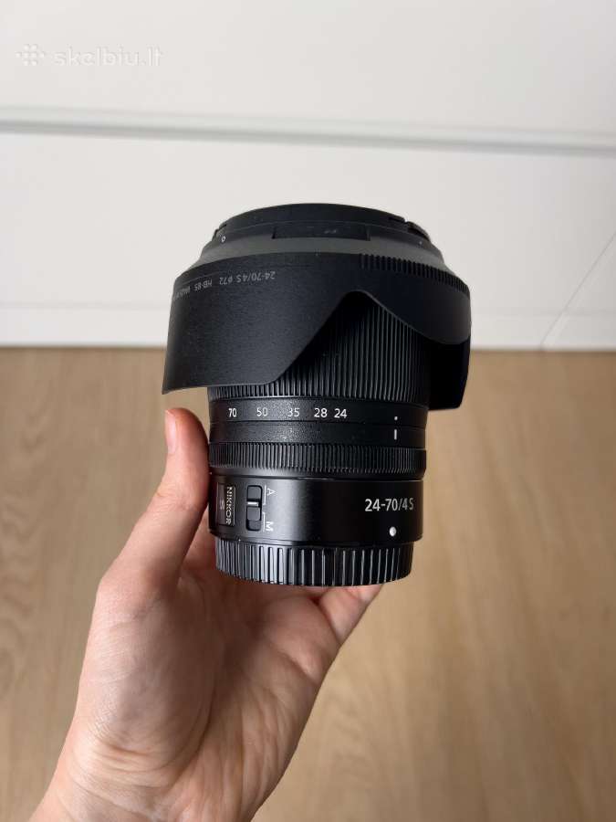 Nikon Z 24-70mm f/4