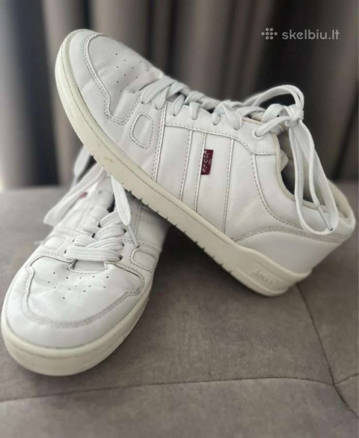 Levis sportiniai bateliai