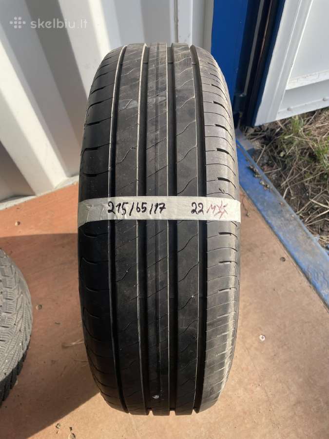 Good Year Efficient Grip 2 215/65/17