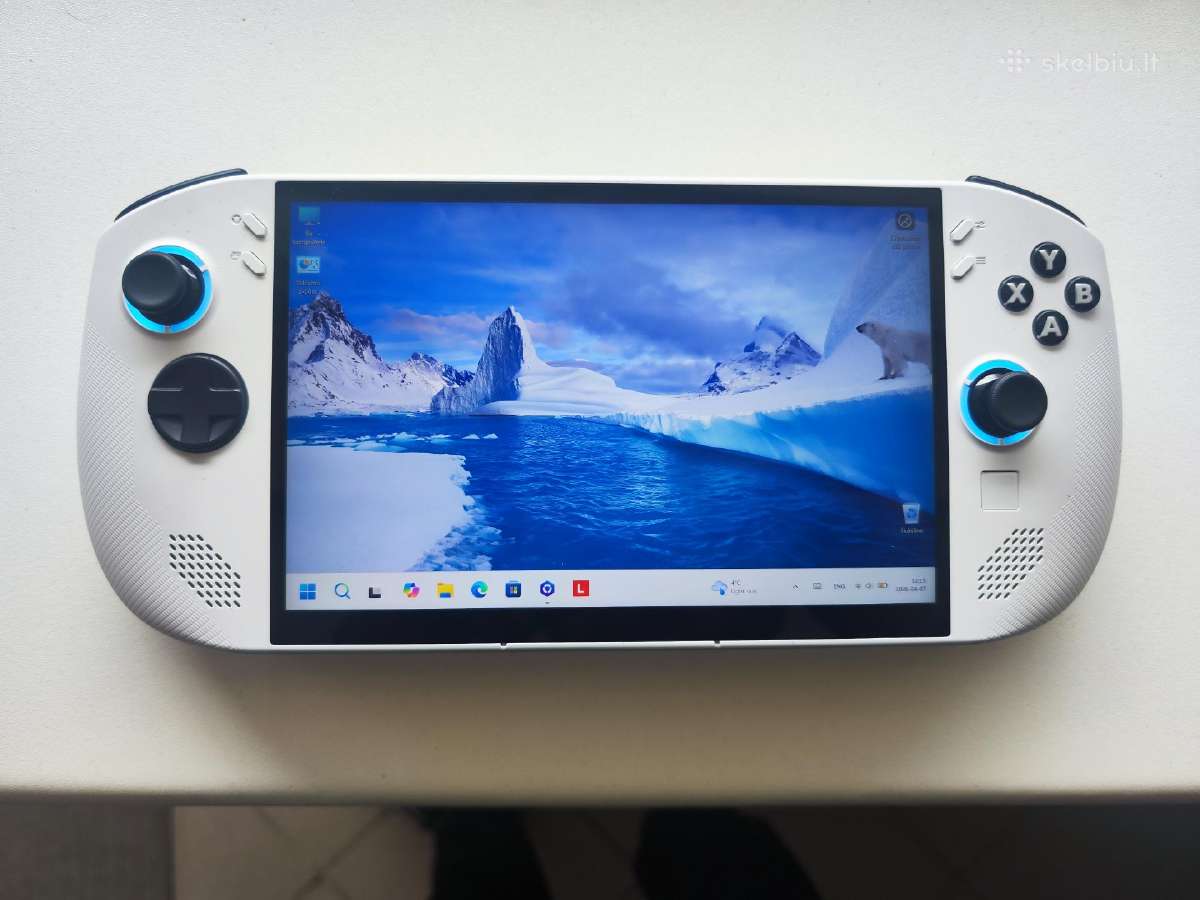 Legion Go S konsolė su 8" 120hz