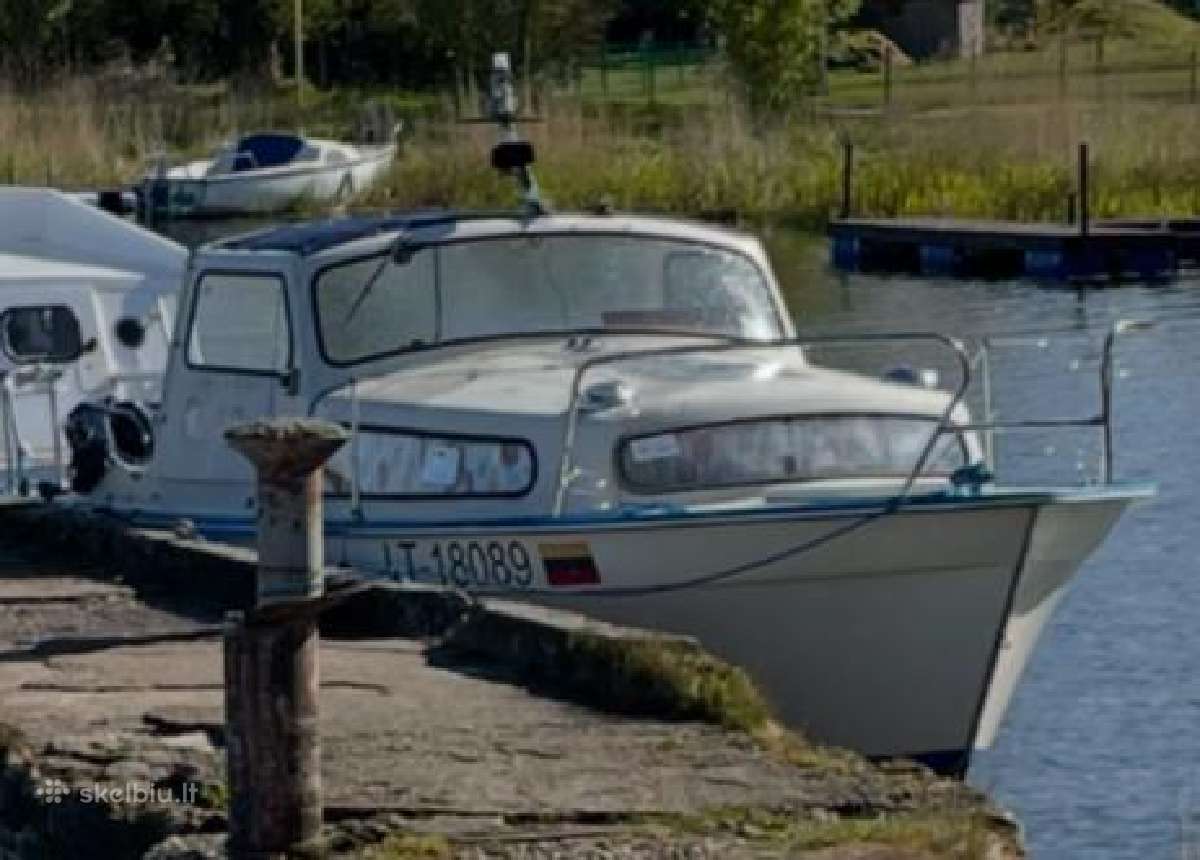 Albin 25 kateriukas