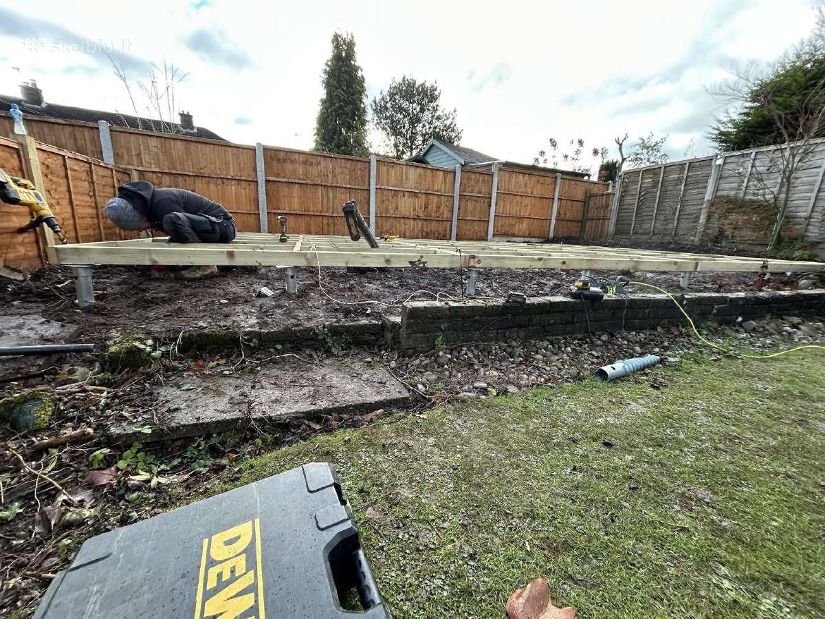 Sraigtinių poliu grežimas