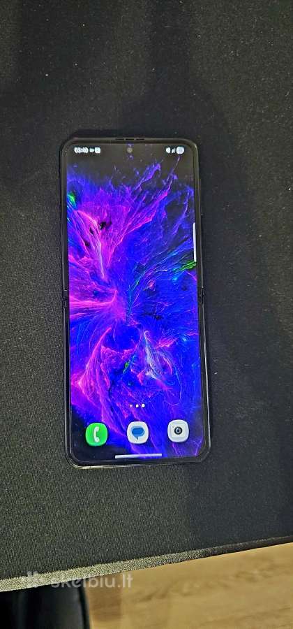 Samsung Galaxy Z Flip3 5G