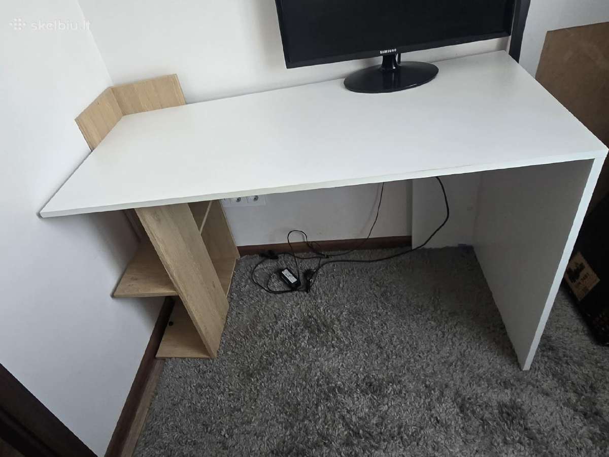 Rašomasis stalas