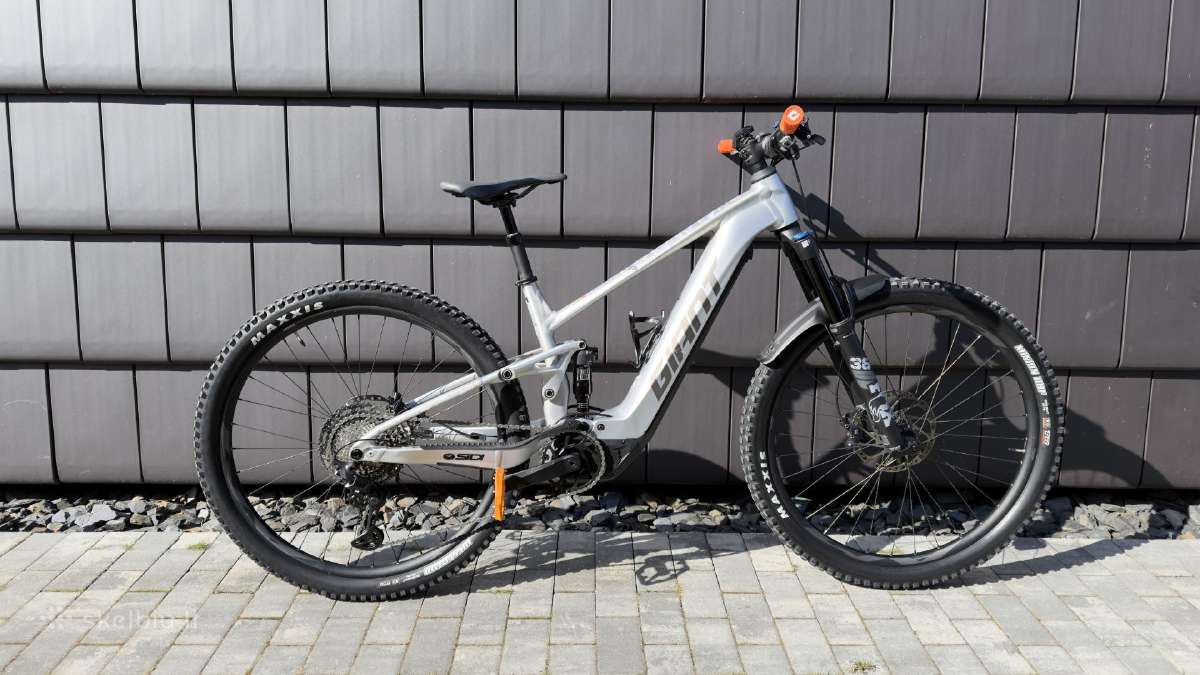 Giant Stance E+ 0 pro 2024