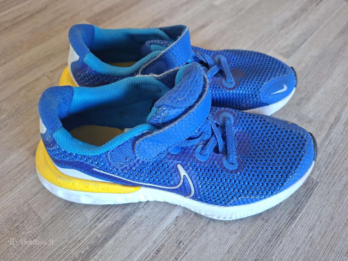 Nike 31 dydžio berniukui