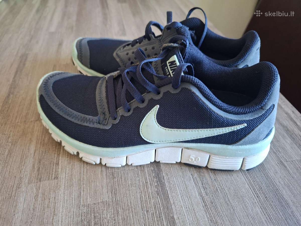 Nike kedukai 36 dydžio berniukui