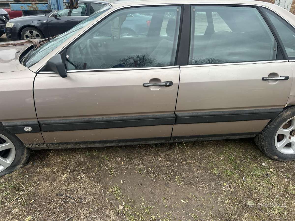 Audi 100 dalimis - nuotraukos Nr. 3