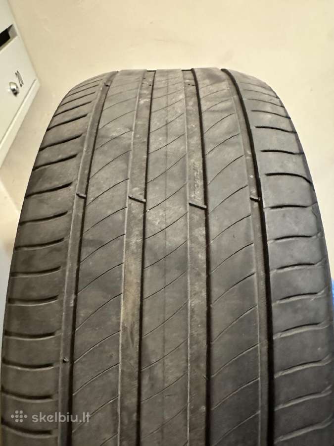 R18 45/245 Michelin primacy 4