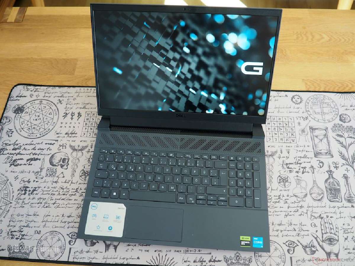 Dell G15 5530 Gaming / Darbo su Rtx 4050 32gb 1tb