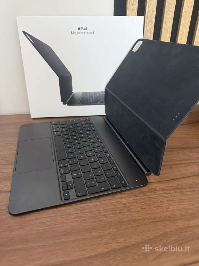 Magic Keyboard for iPad Pro 13