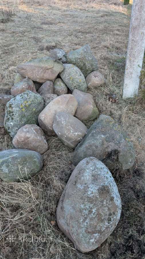 Akmenys-rieduliai - nuotraukos Nr. 2