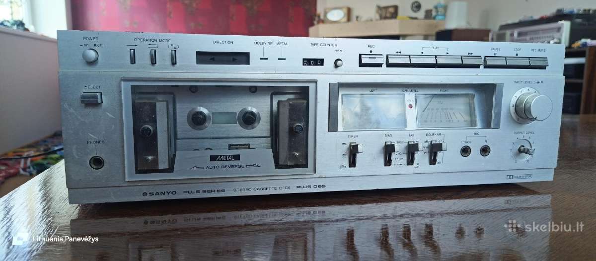 Kasetinis magnetofonas Sanyo D65 plus