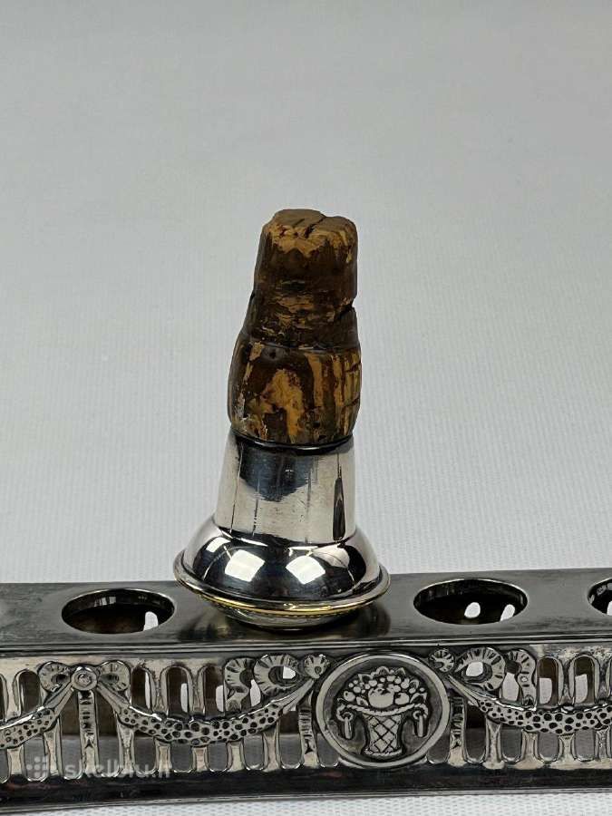 Sidabruoto metalo kamščių komplektas su stovu - nuotraukos Nr. 15