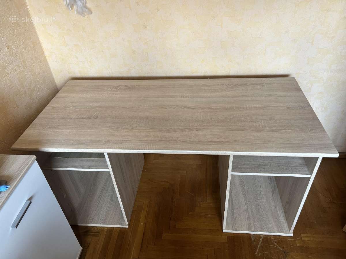 Rašomasis stalas
