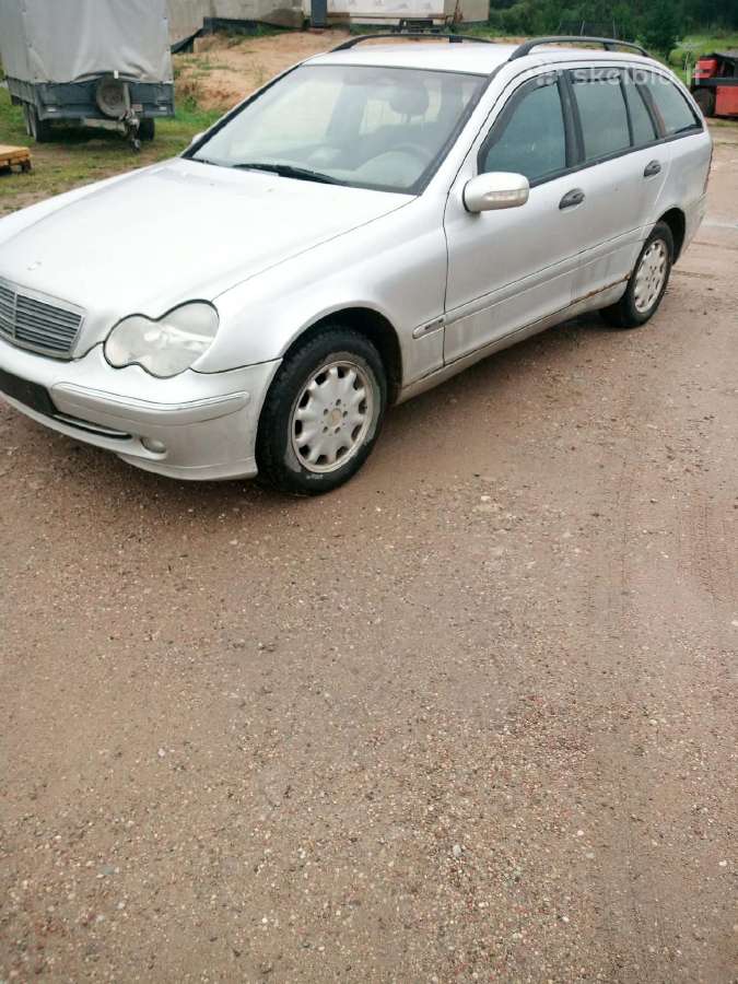Parduodu mercedes-benz dalis