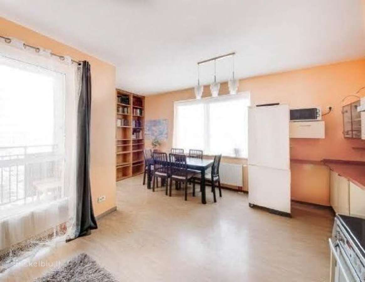 Parduodamas 3 Kambarių Patogiai Išplanuotas Butas