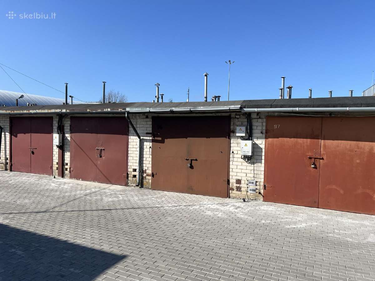 Garažas šalia Banginio 42kv