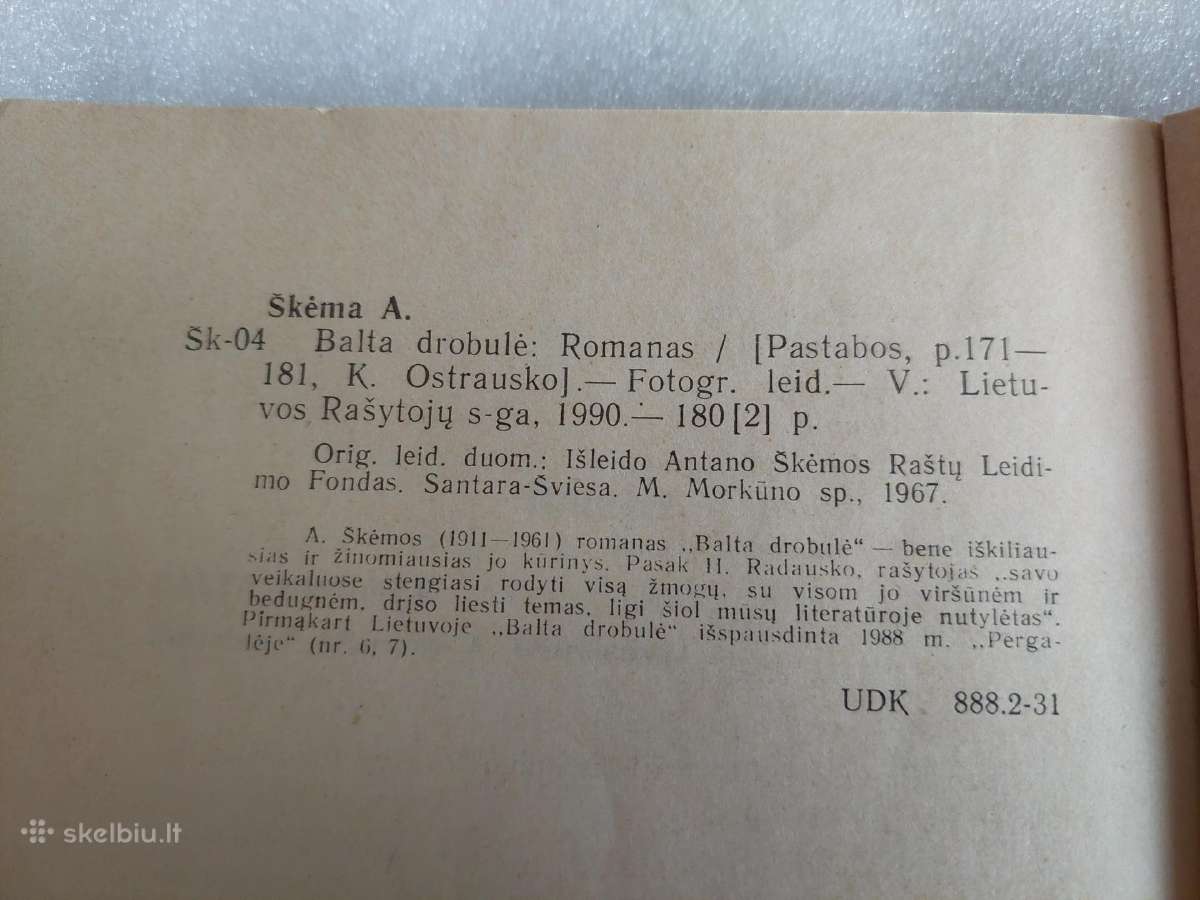 Balta drobulė - nuotraukos Nr. 3