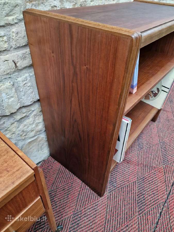 Vintažinė mid century riešutmedžio lentyna - nuotraukos Nr. 8