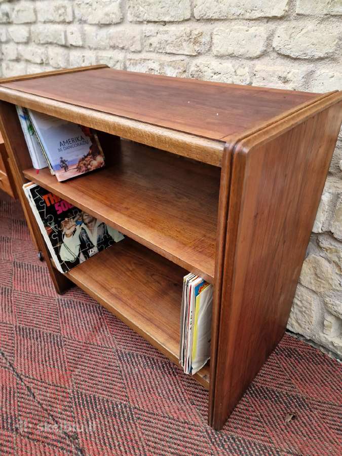 Vintažinė mid century riešutmedžio lentyna - nuotraukos Nr. 10