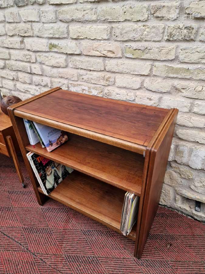 Vintažinė mid century riešutmedžio lentyna - nuotraukos Nr. 11