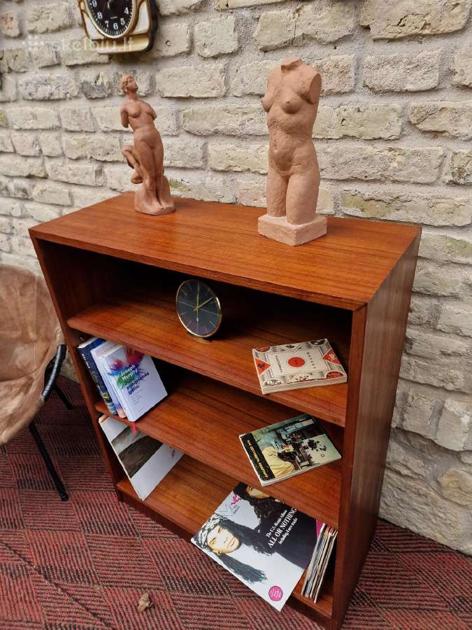Vintažinė mid century tikmedžio knygų lentyna - nuotraukos Nr. 17