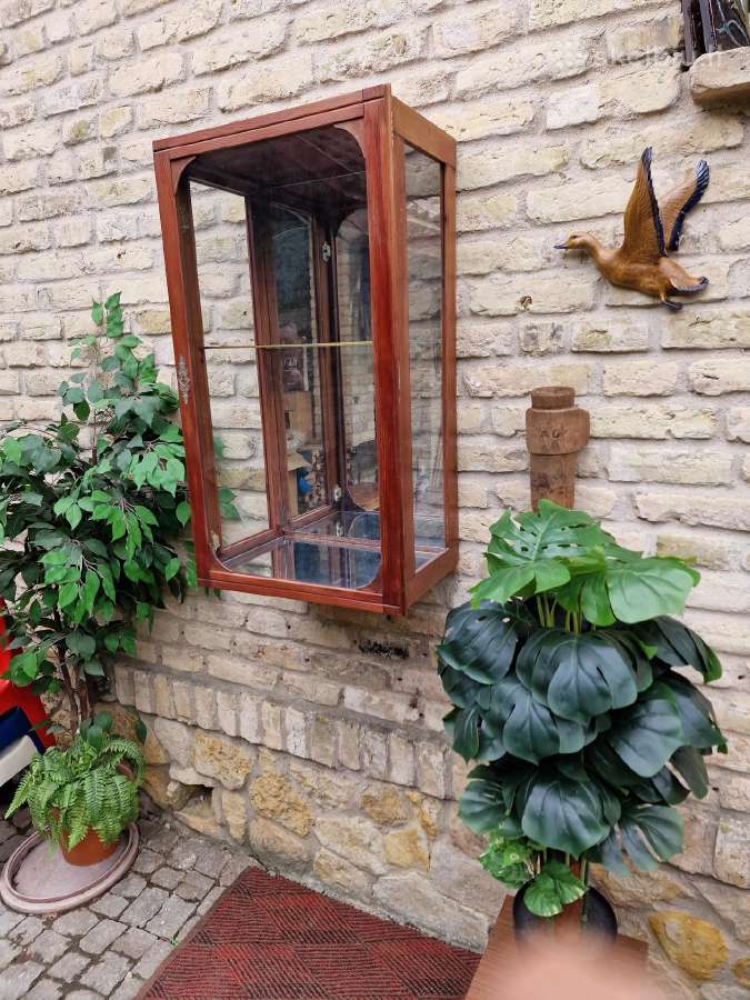 Vintažinė mid century pakabinama vitrina/spintelė - nuotraukos Nr. 16