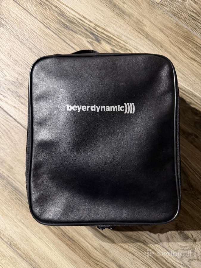 Beyerdynamic DT 990 32ohm + Fiio E10 Dac