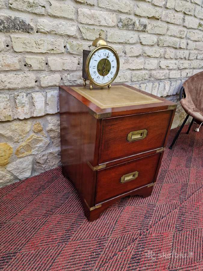 Vintažinė mid century raudonmedžio masyvo komodėlė - nuotraukos Nr. 22