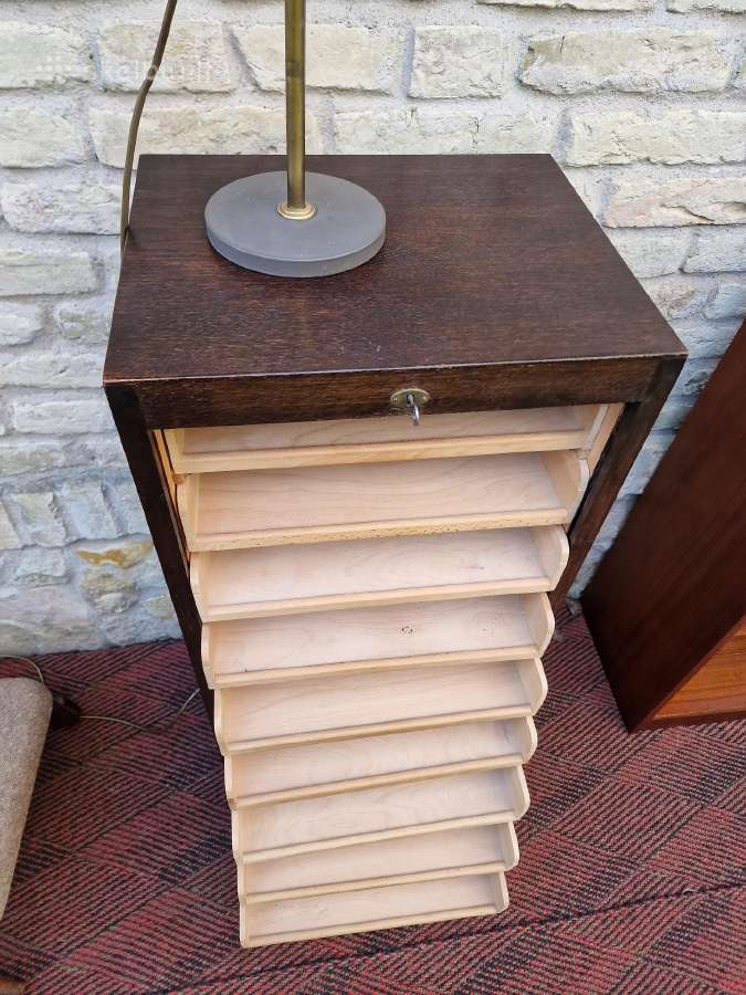 Vintažinė Art Deco ąžuolinė dokumentų spintelė - nuotraukos Nr. 17