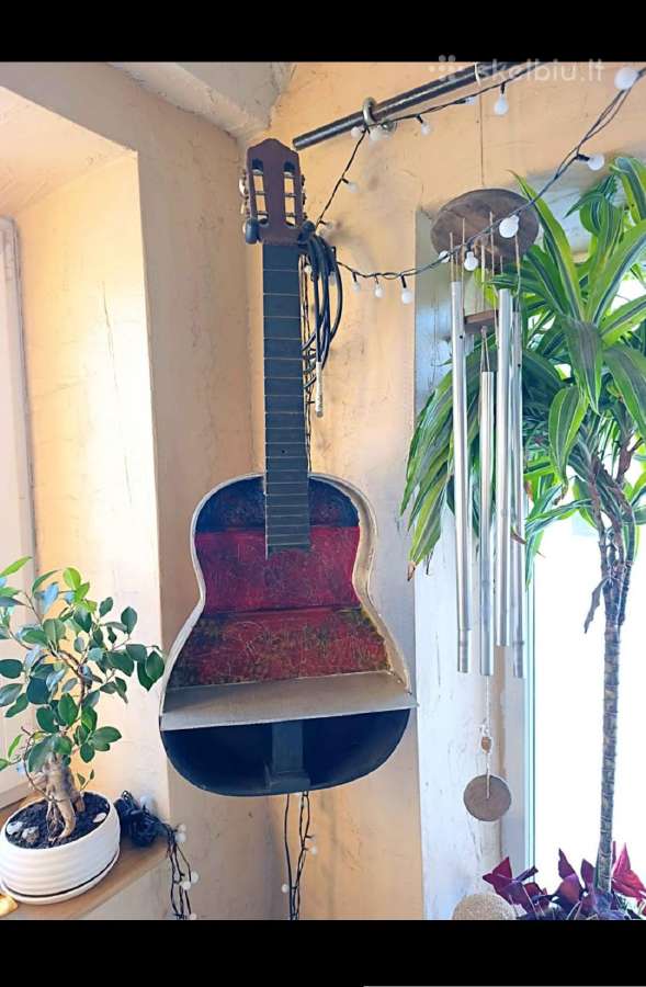 Gitaros formos sieninis šviestuvas - lentynėlė - nuotraukos Nr. 3