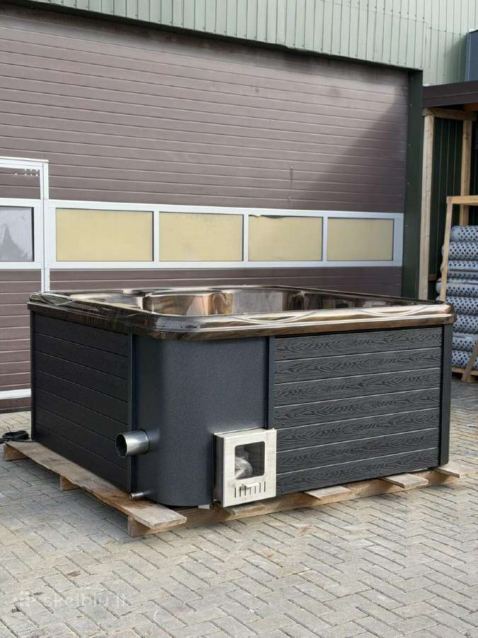 Jacuzzi kubilas su pažeidimu