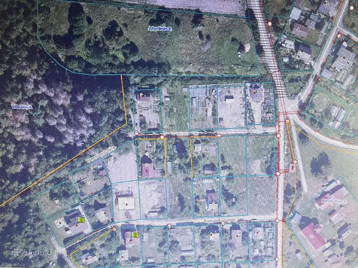 Parduodami kartu 2 sodo sklypai