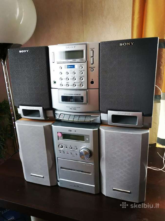 Sony. Sharp centriukas.