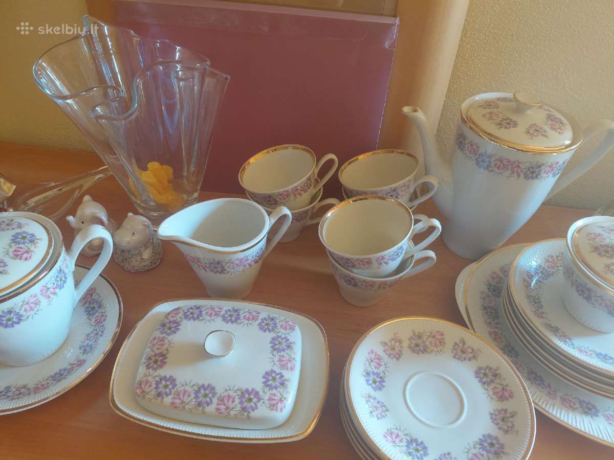 Senovinis porceleno servyzas arbatai