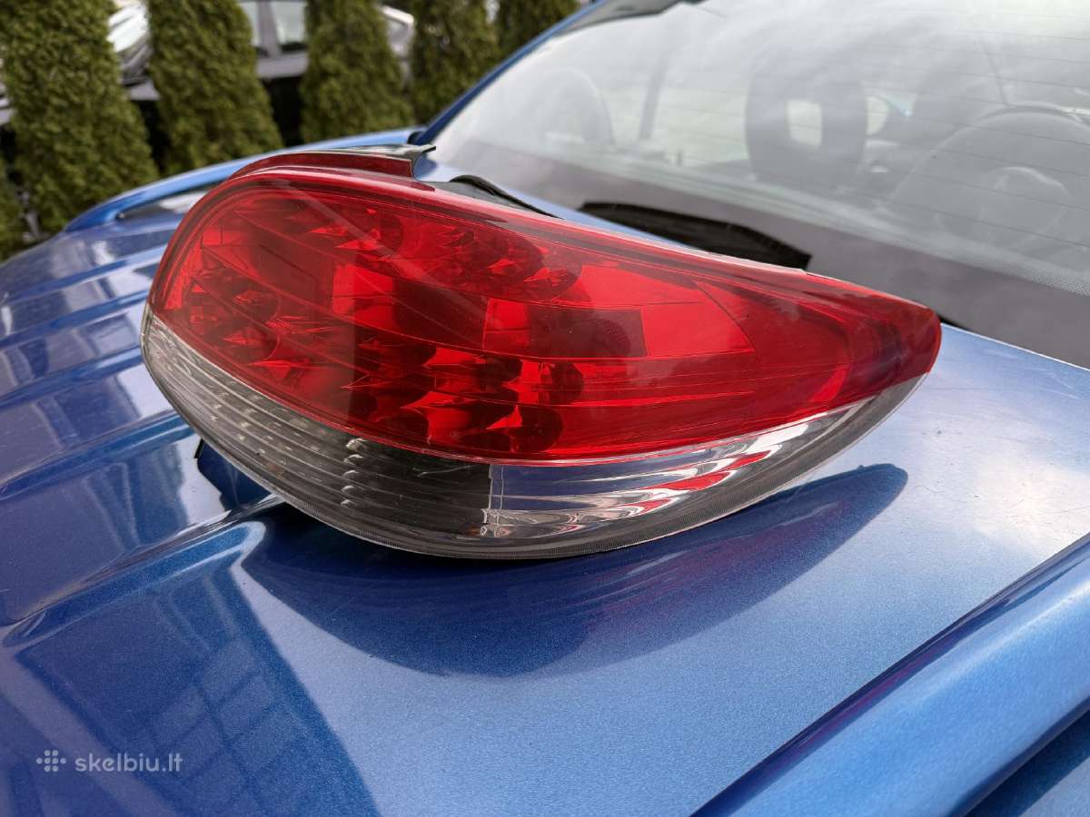 Peugeot 206 galinė lempa